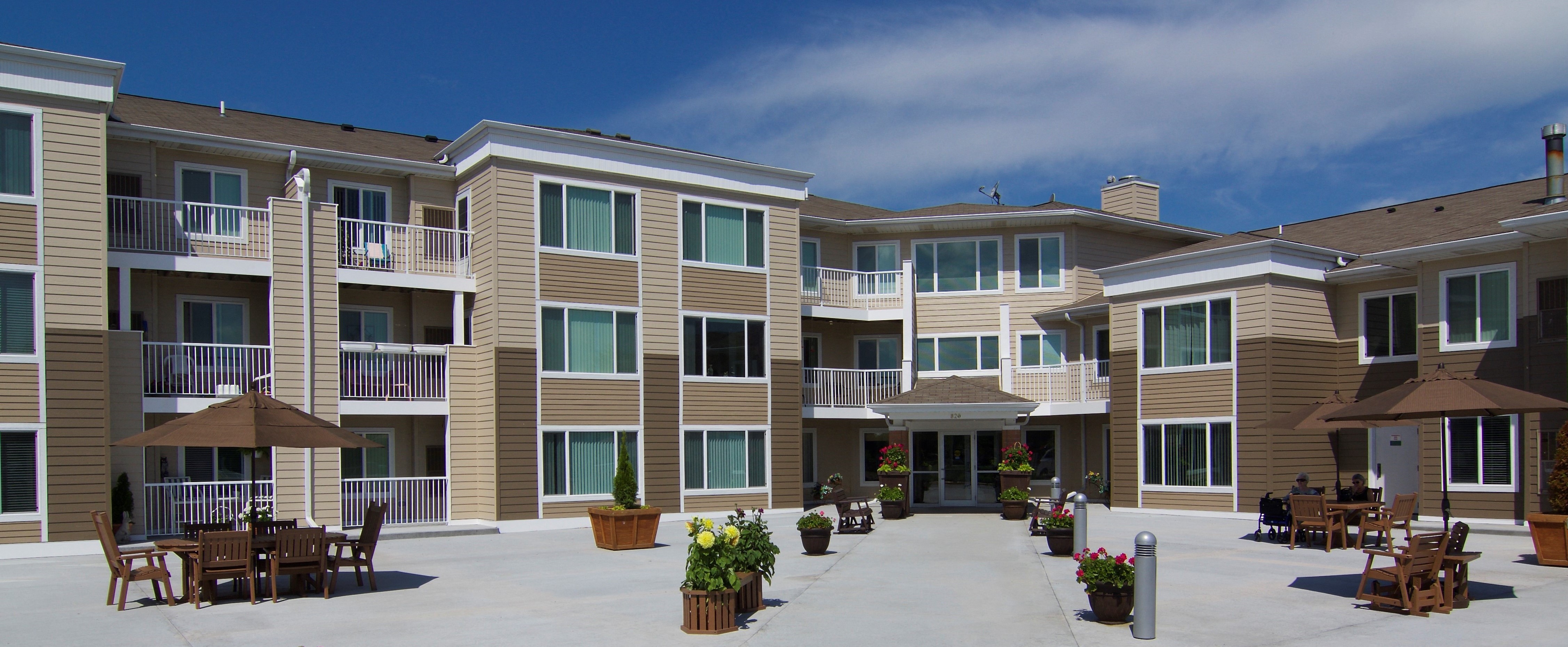 Centennial Hill Apartments Apartment and Community Amenities